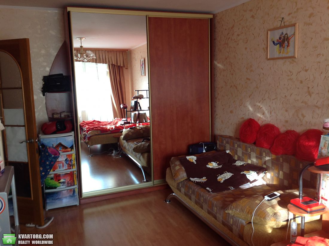 Sell 3-room apartment. Днепропетровск, Гули Королевой — photo 9