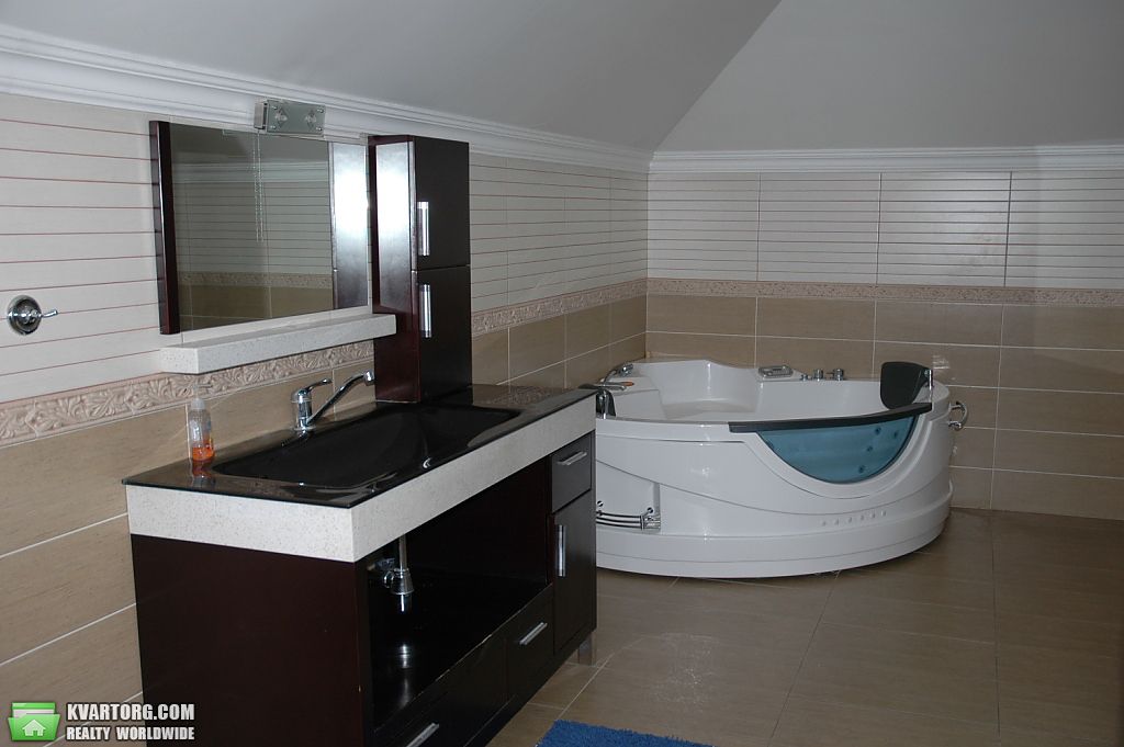 Rent out house. Киев,  Монтажников — photo 10