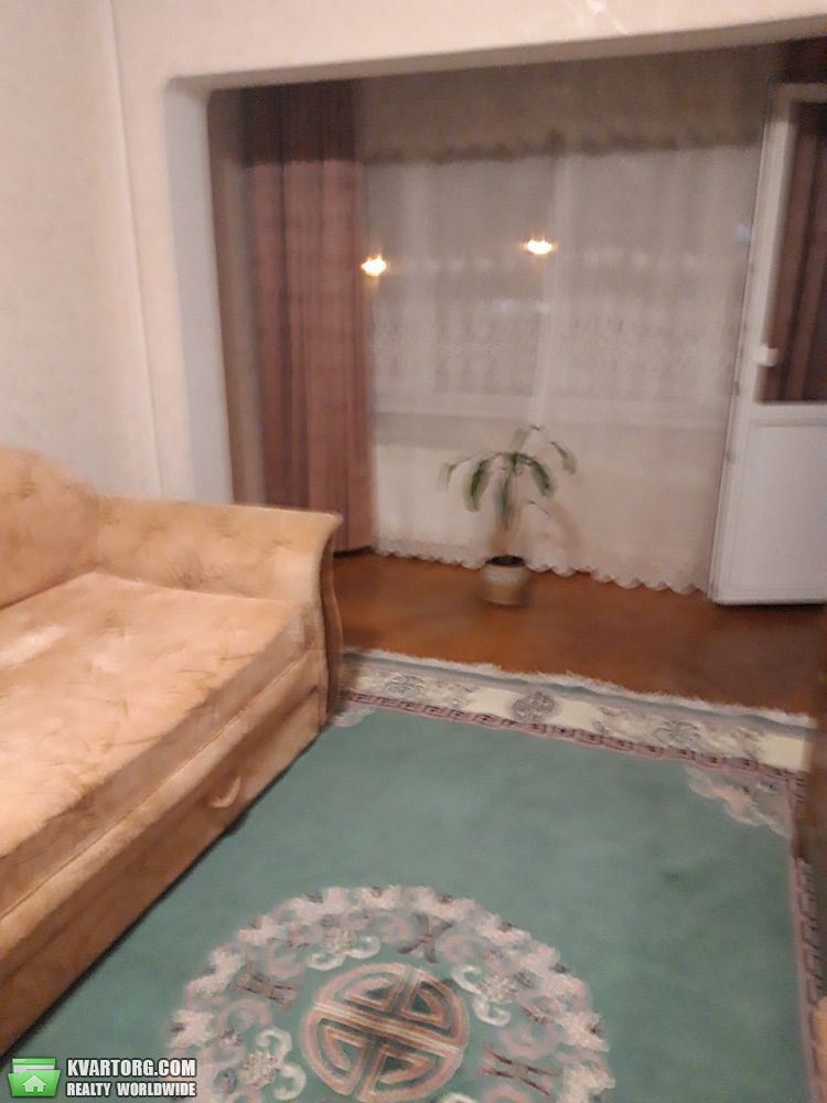 Rent out 1-room apartment. Киев, Бульвар Труда — photo 10