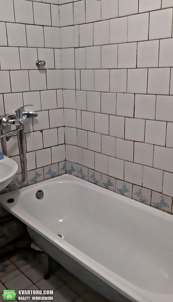 Rent out 2-room apartment. Днепропетровск,  Осенняя — photo 4