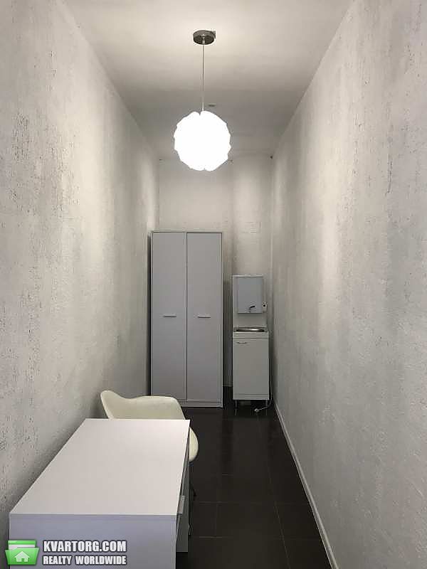 Rent out office. Киев, Оболонская набережная — photo 1