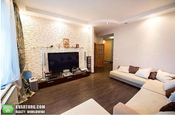 Sell 3-room apartment. Киев,  метро — photo 1
