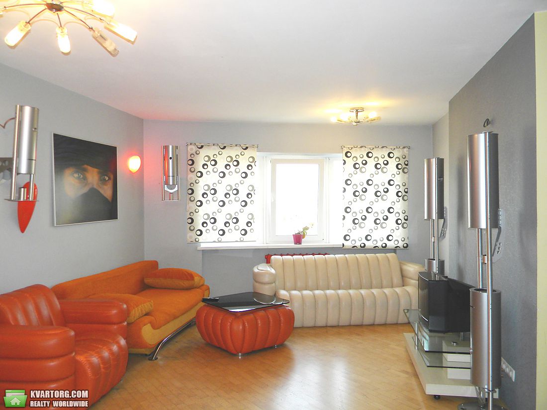 Sell 2-room apartment. Киев, Бульвар Верховного совета — photo 3