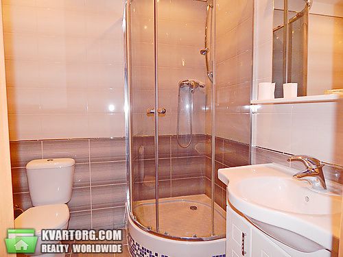 Rent out 2-room apartment. Киев,  Чавдар — photo 7