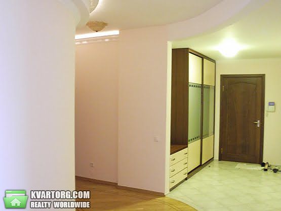 Rent out 3-room apartment. Киев,  Старонаводницкая — photo 6