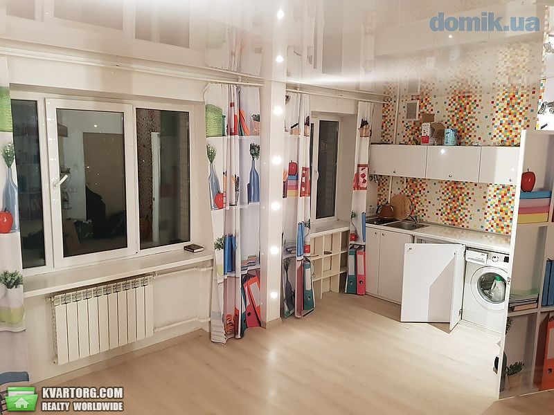 Rent out 1-room apartment. Киев, Волынская — photo 3