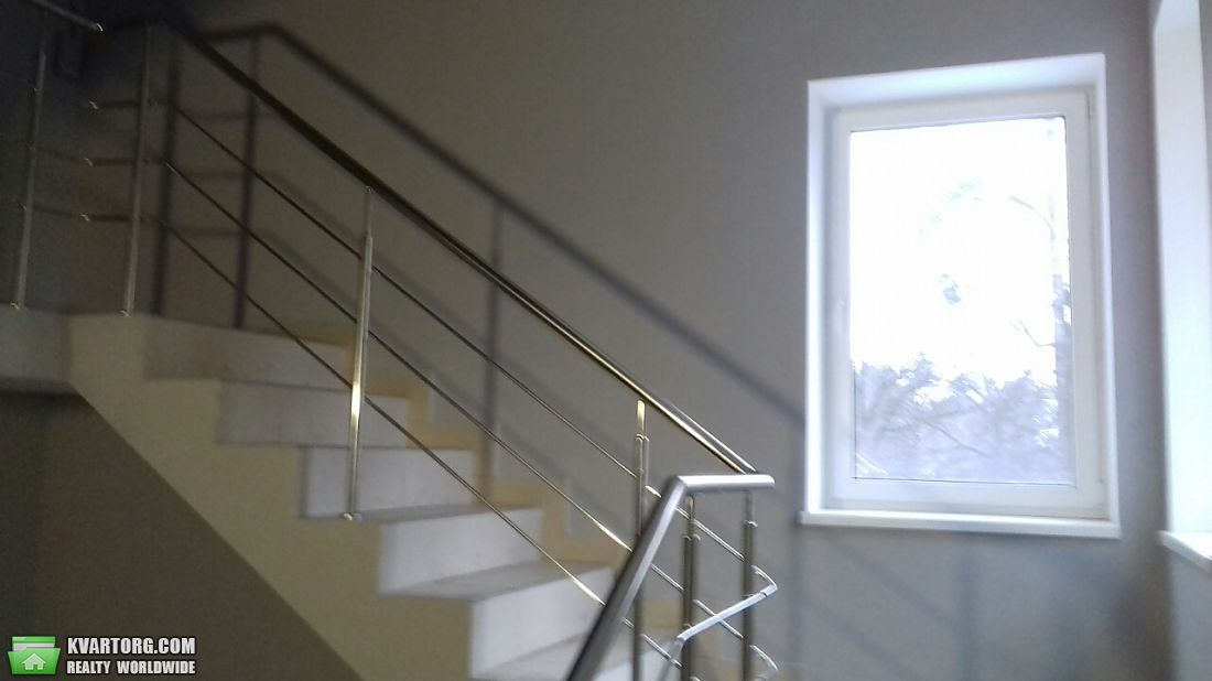 Rent out office. Киев,  Львовская — photo 1