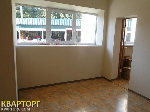 Rent out office. Киев, Ул. Жилянская — photo 1