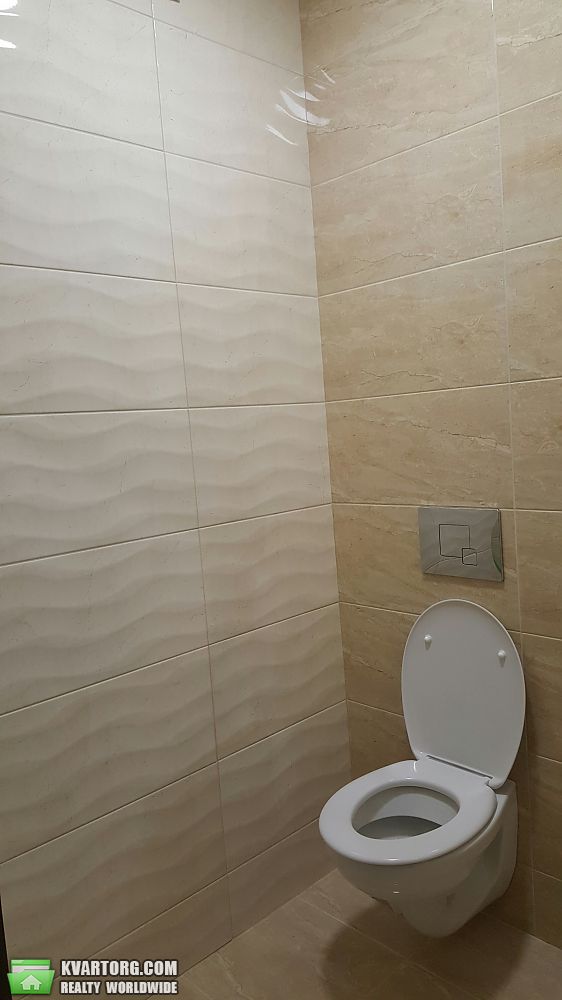 Rent out 2-room apartment. Киев,  Петропавловская — photo 3