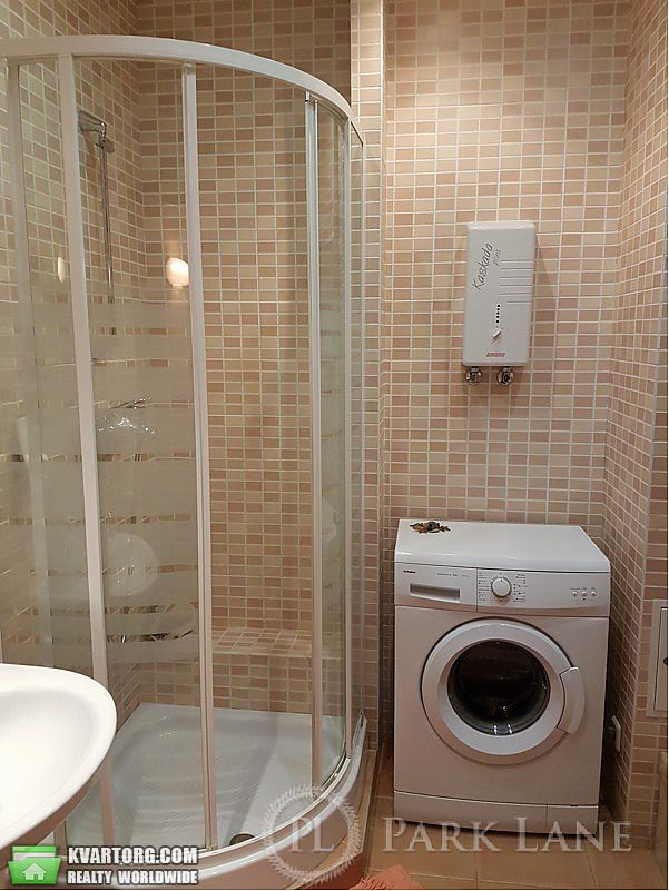 Sell 4-room apartment. Киев,  Богдана Хмельницкого — photo 7