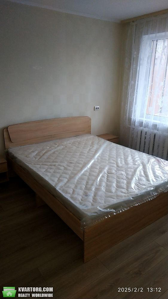 Rent out 2-room apartment. Киев,  Тычины пр — photo 4