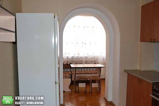 Rent out 3-room apartment. Киев, Героев Сталинграда просп. — photo 7