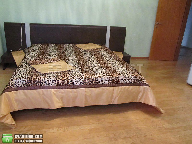 Rent out 2-room apartment. Киев,  Ахматовой — photo 3