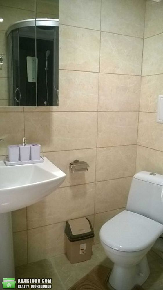 Rent out 2-room apartment. Днепропетровск, Набережная победы — photo 10