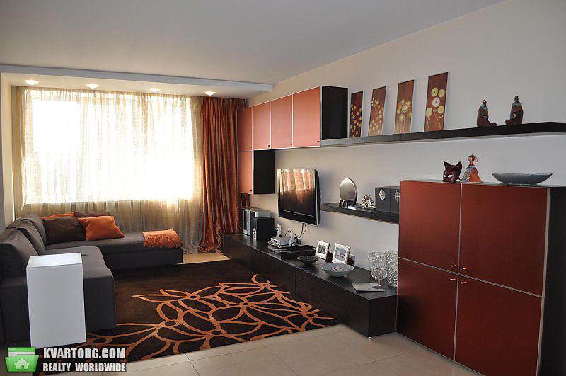Rent out 3-room apartment. Киев, Черновола — photo 8