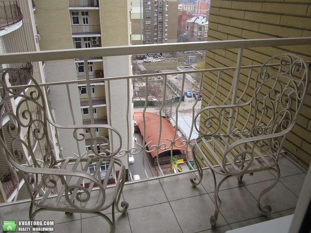 Rent out 3-room apartment. Киев,  Антоновича — photo 9