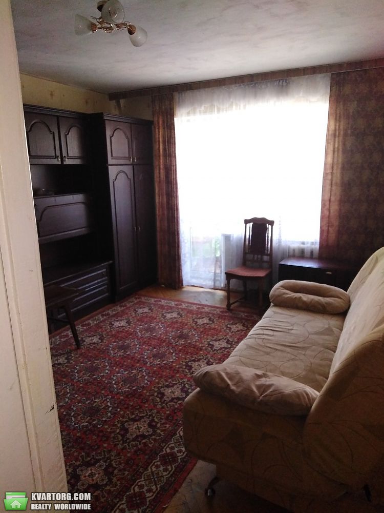 Rent out 1-room apartment. Киев,  Радужная — photo 1