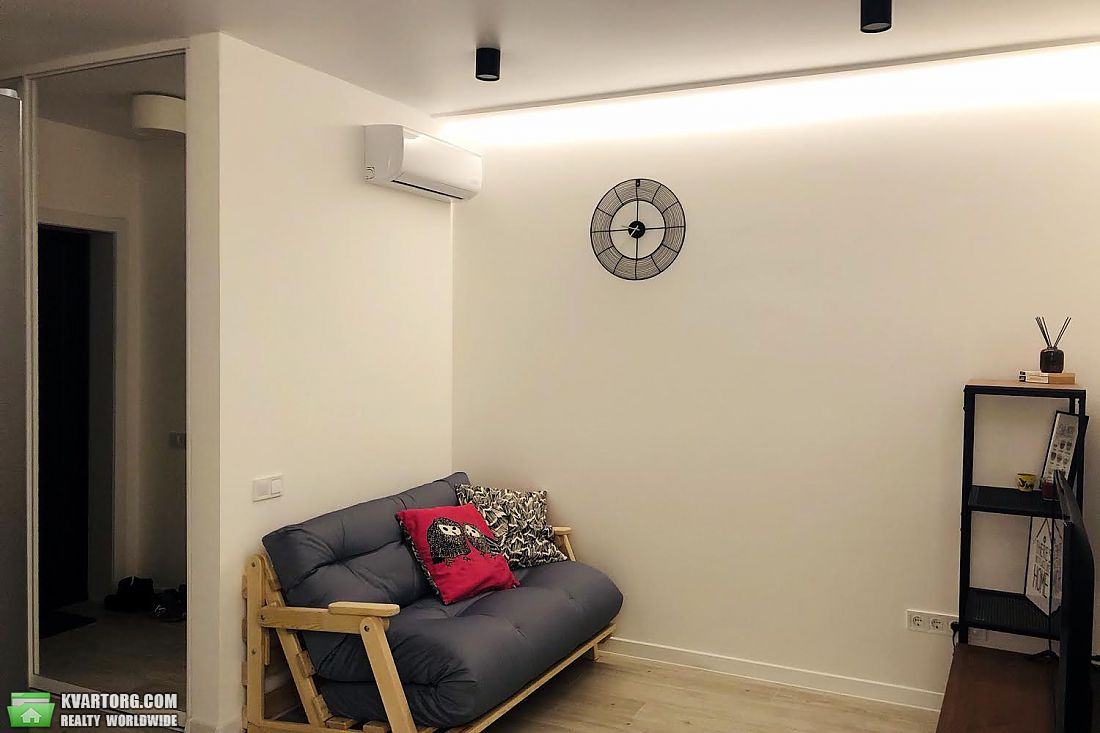 Rent out 1-room apartment. Киев,  Глубочицкая — photo 3