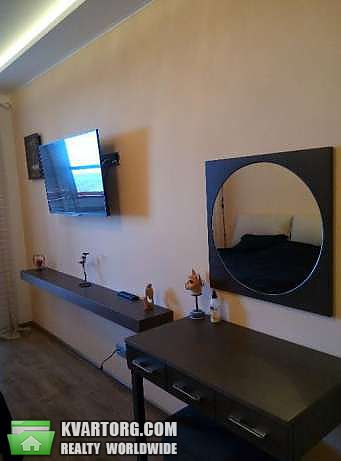 Sell 3-room apartment. Киев,  Заболотного — photo 9