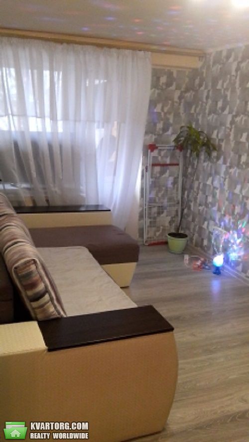 Sell 2-room apartment. Киев,  Салютная — photo 4