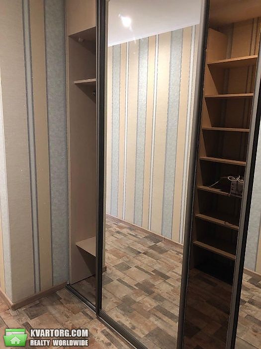Rent out 2-room apartment. Киев,  Черниговская — photo 8