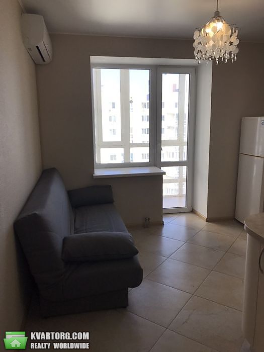 Sell 1-room apartment. Киев,  Комбинатная — photo 2
