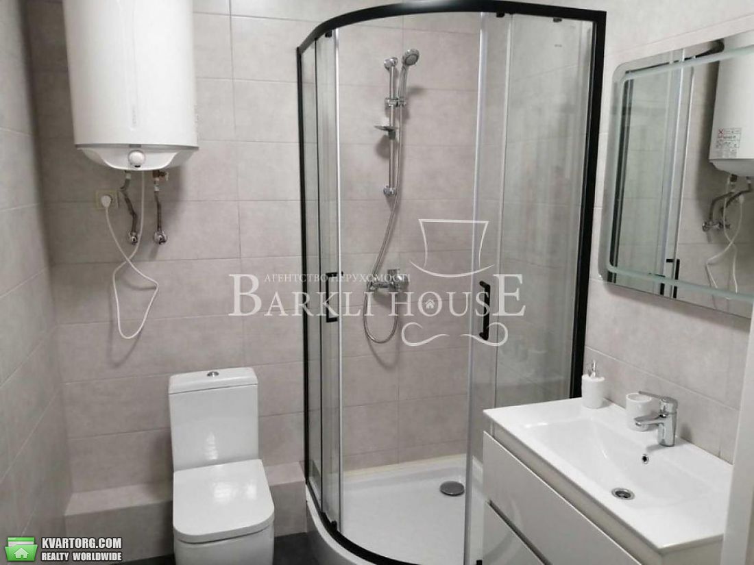 Rent out 3-room apartment. Киев,  Метрологическая — photo 9