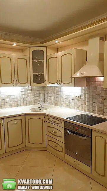 Rent out 2-room apartment. Киев,  Эрнста — photo 1