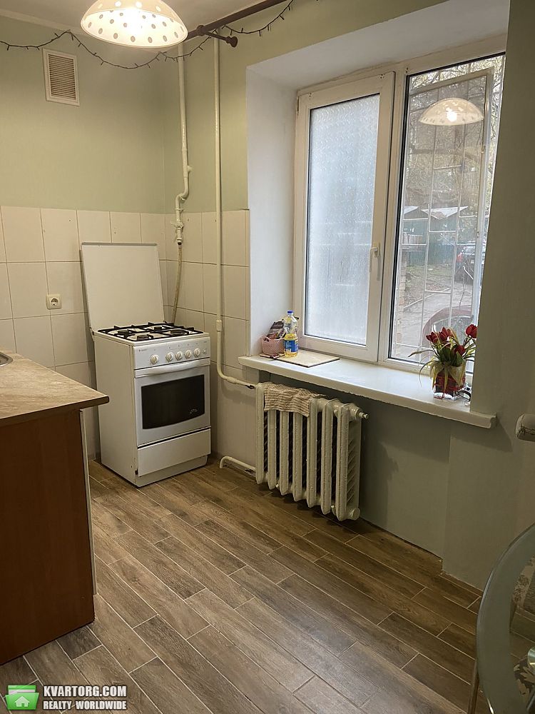 Rent out 1-room apartment. Киев, Тургеньевская — photo 2
