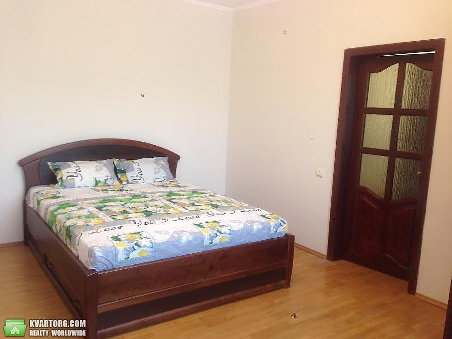 Rent out 2-room apartment. Киев,  Никольско-Слободская — photo 3