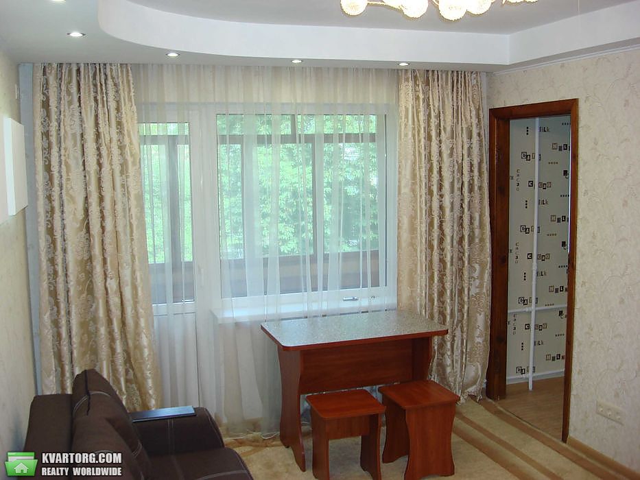 Sell 3-room apartment. Киев, Метростроевская — photo 4