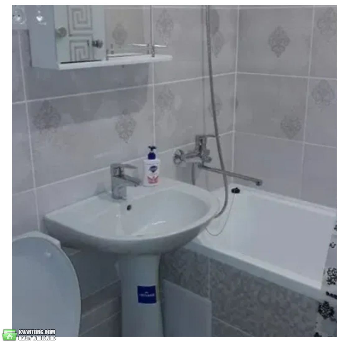 Rent out 1-room apartment. Киев, победы — photo 2