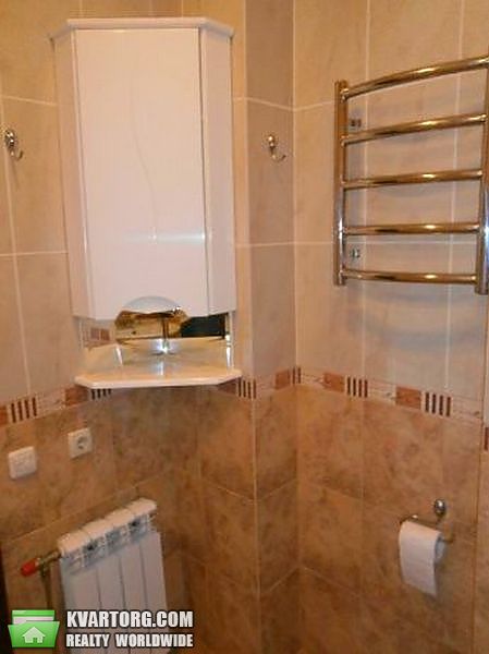 Rent out 2-room apartment. Киев,  Феодосийский пер — photo 3