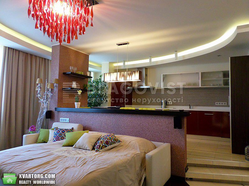 Rent out 1-room apartment. Киев,  Шота Руставели — photo 4