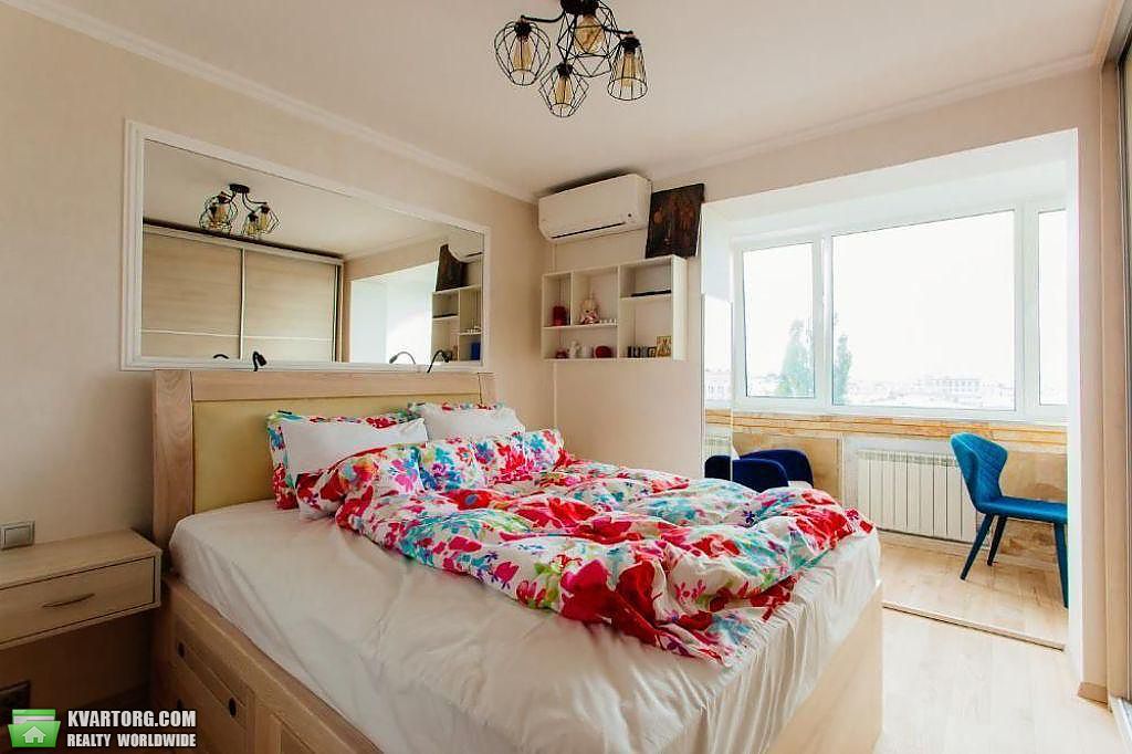 Rent out 3-room apartment. Киев,  Шелковичная — photo 6