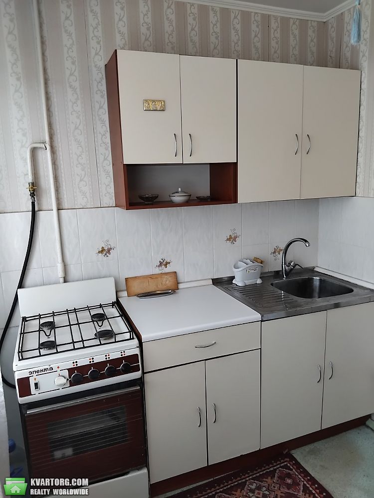 Rent out 1-room apartment. Киев, Мілютенка — photo 9