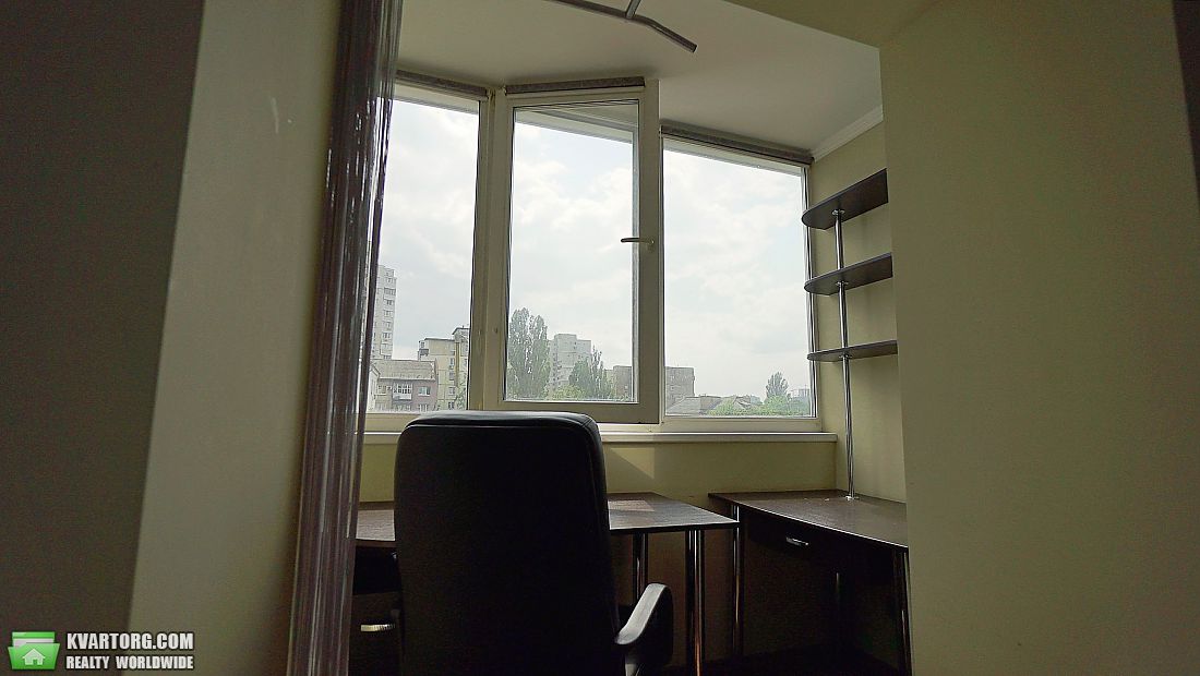 Sell 4-room apartment. Киев,  Донецкая — photo 2