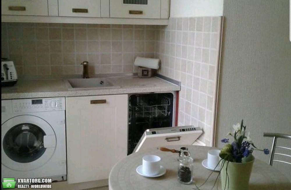 Rent out 3-room apartment. Киев,  Костельная — photo 5