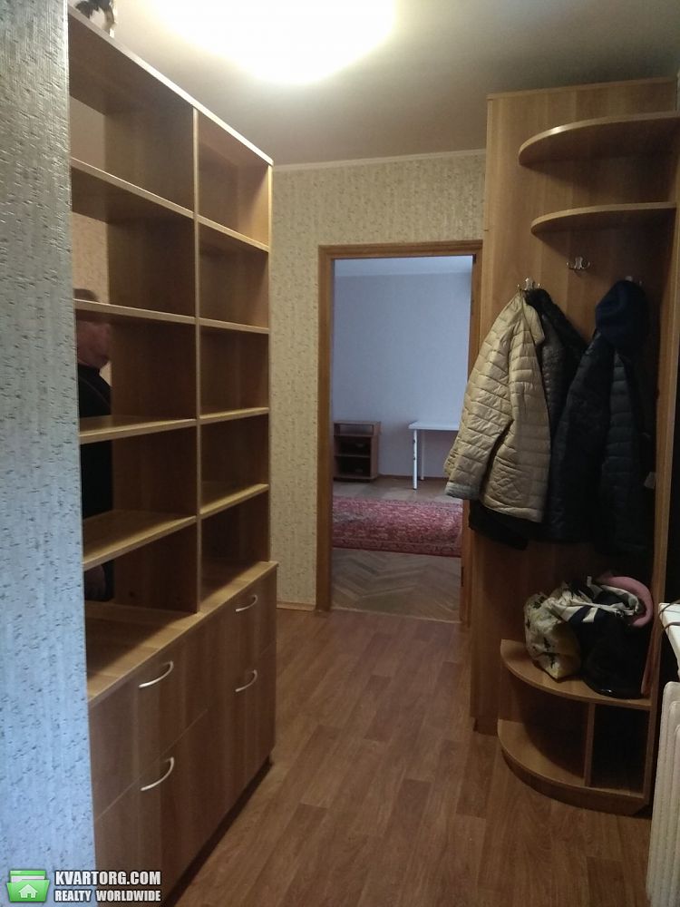 Rent out 2-room apartment. Киев,  Введенская — photo 5