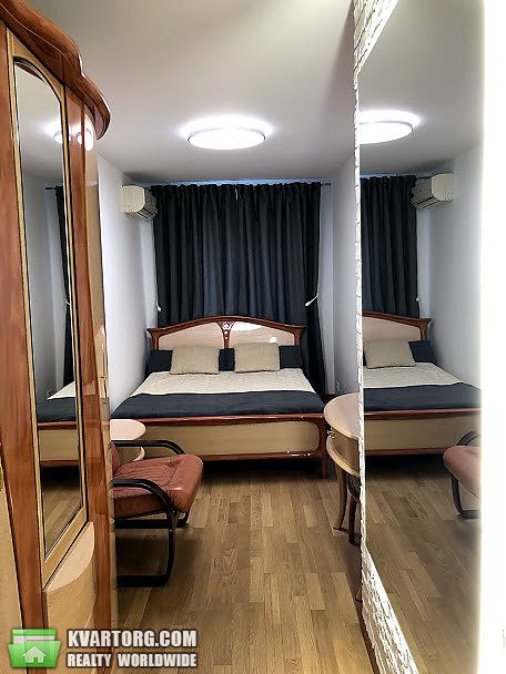 Sell 2-room apartment. Киев,  Автозаводская — photo 4