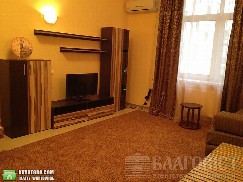 Sell 1-room apartment. Киев,  Щекавицкая — photo 2