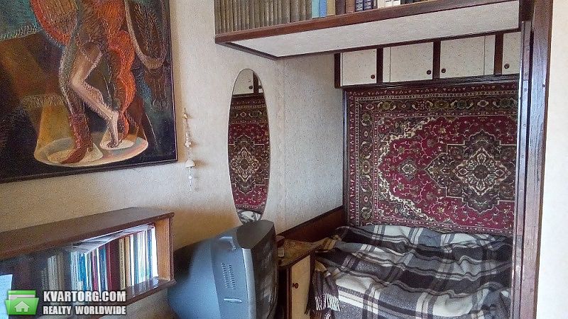 Sell 1-room apartment. Киев,  Петропавловская — photo 1