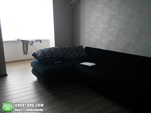 Rent out 1-room apartment. Киев,  Европейская пл — photo 6