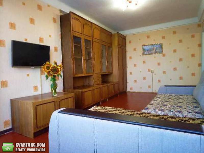 Sell 2-room apartment. Киев,  Зодчих — photo 2