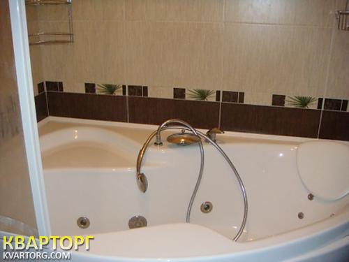 Rent out 3-room apartment. Киев, ул. Щорса — photo 9