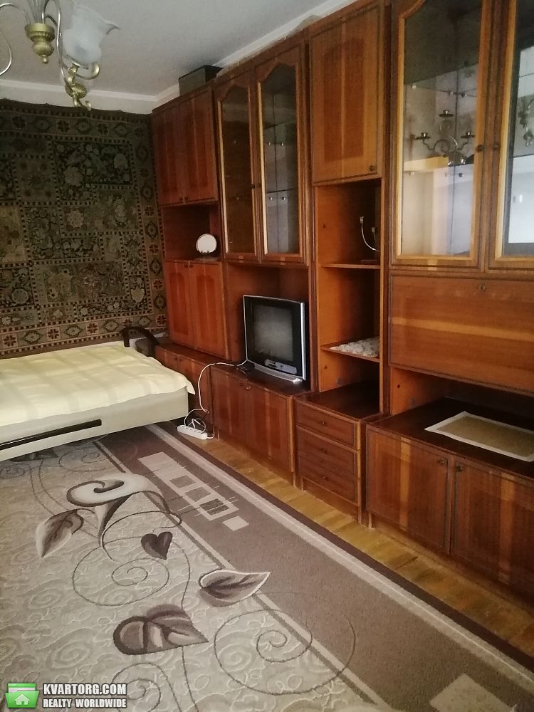 Rent out 1-room apartment. Киев, Якуба Коласа — photo 3