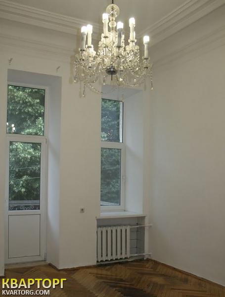 Sell 3-room apartment. Киев,  Малоподвальная — photo 1