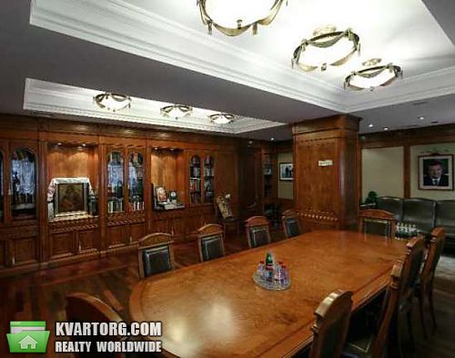 Rent out office. Киев, Спортивная — photo 1
