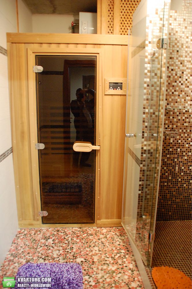 Rent out 4-room apartment. Киев,  Срибнокильская — photo 9