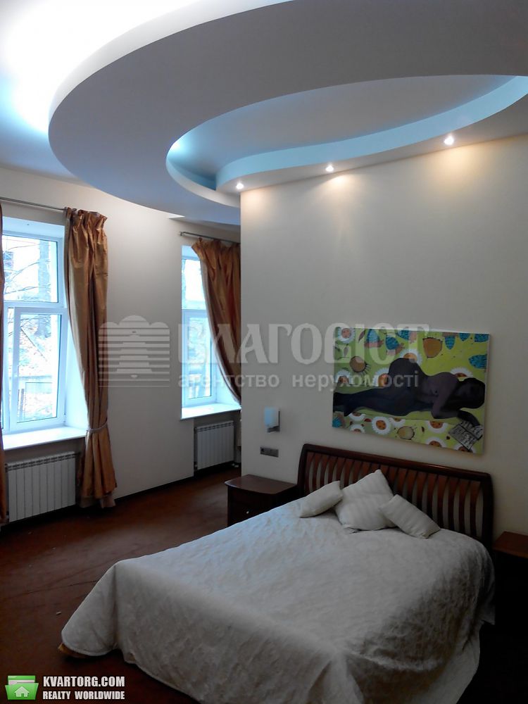 Rent out 4-room apartment. Киев,  Музейный пер — photo 10